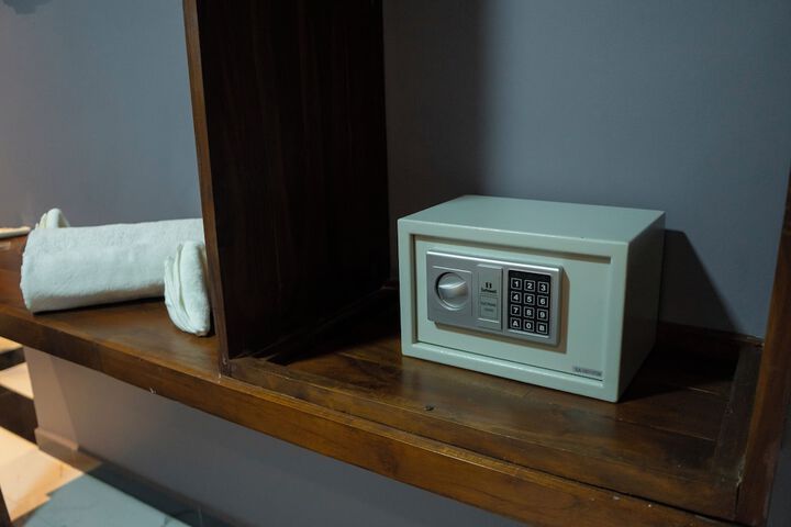 Room 14 of 44