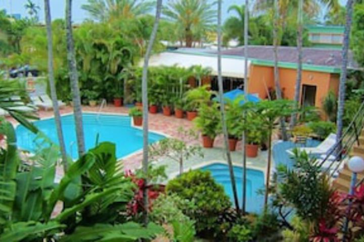 Pool 85 of 120