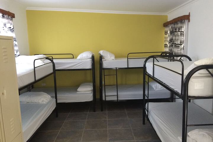 Room 3 of 44