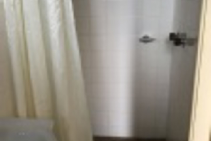 Room 148 of 312