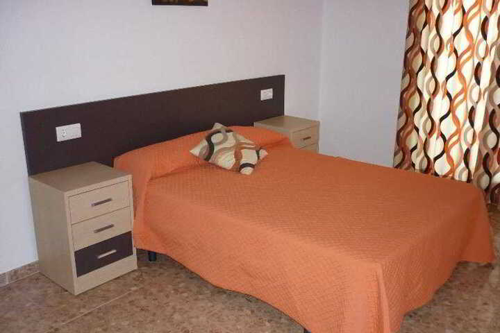 Room 3 of 10
