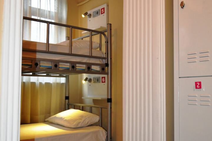Room 13 of 112