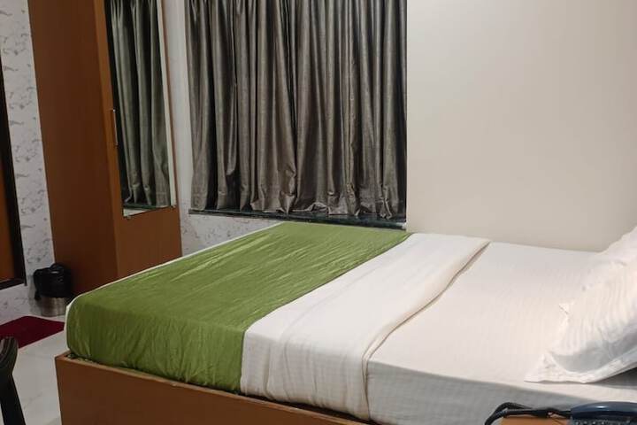 Room 15 of 39