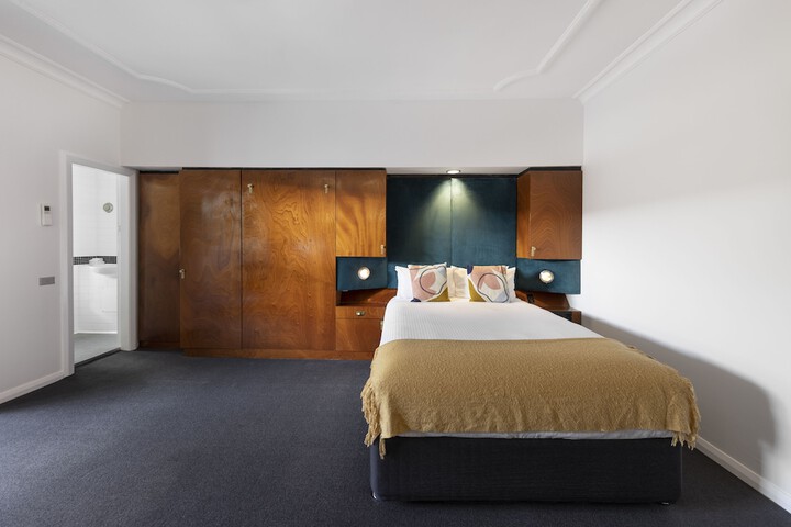 Room 18 of 63