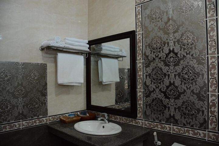 Room 14 of 31