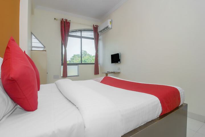 Room 13 of 24
