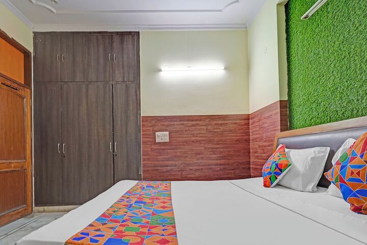 Room 20 of 26
