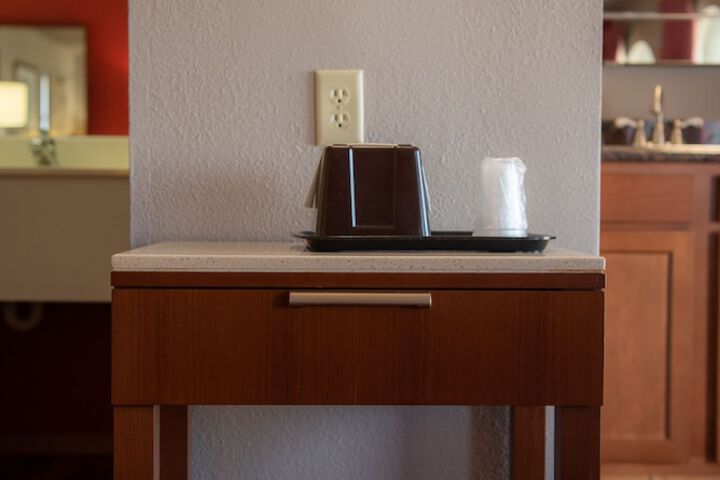 Room 10 of 52