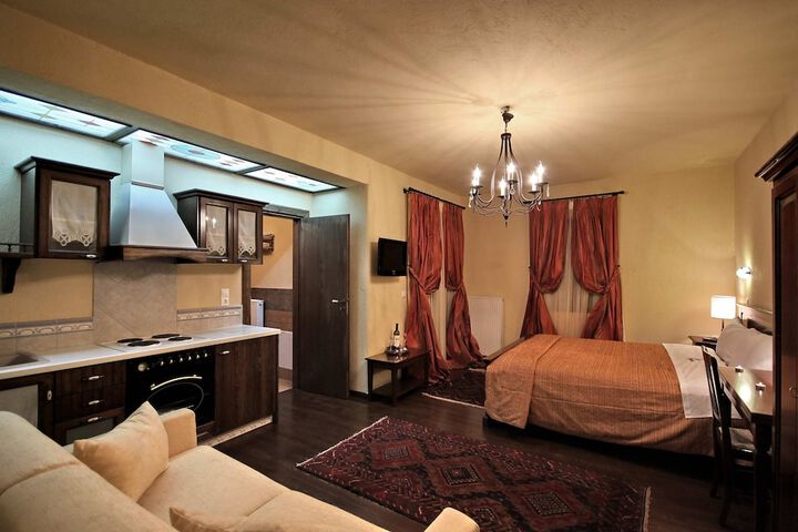 Room 15 of 31