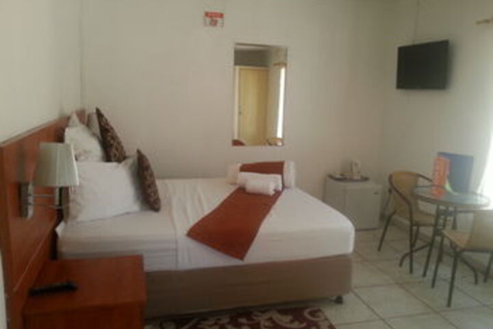 Room 3 of 4