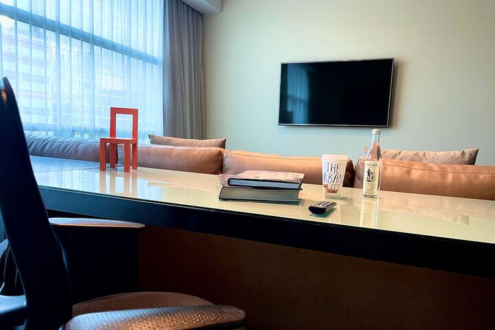 Room 22 of 48