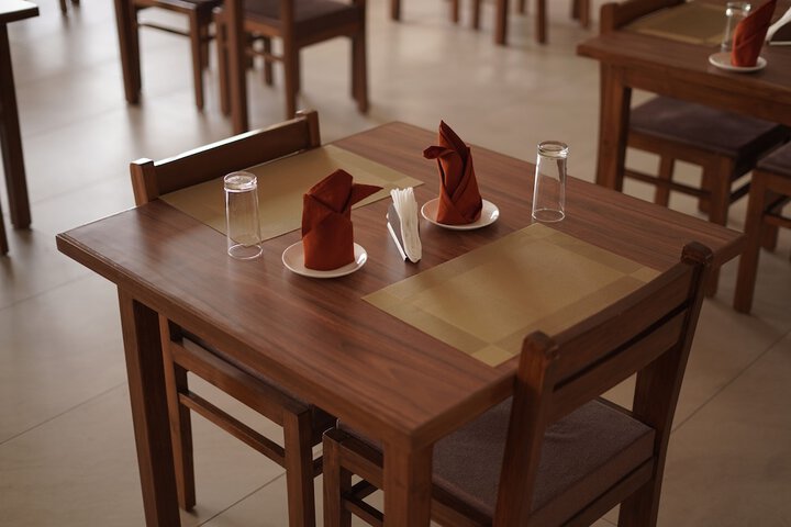 Dining 20 of 26