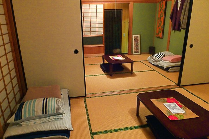 Room 7 of 33