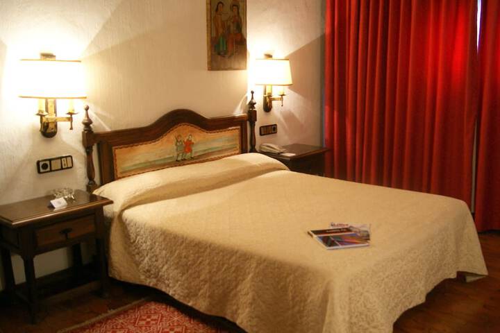 Room 5 of 48
