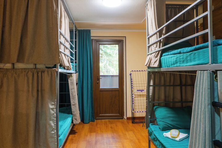 Room 16 of 61