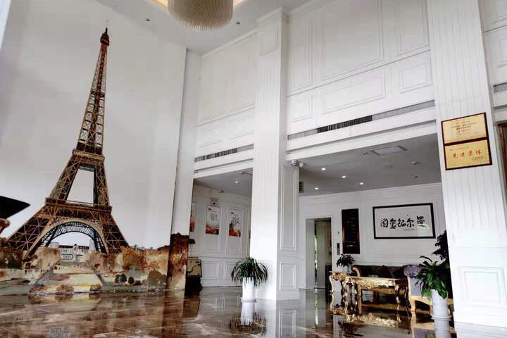 Hotel Interior 10 of 19