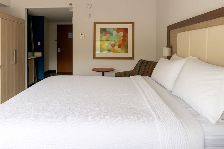 Room 20 of 74