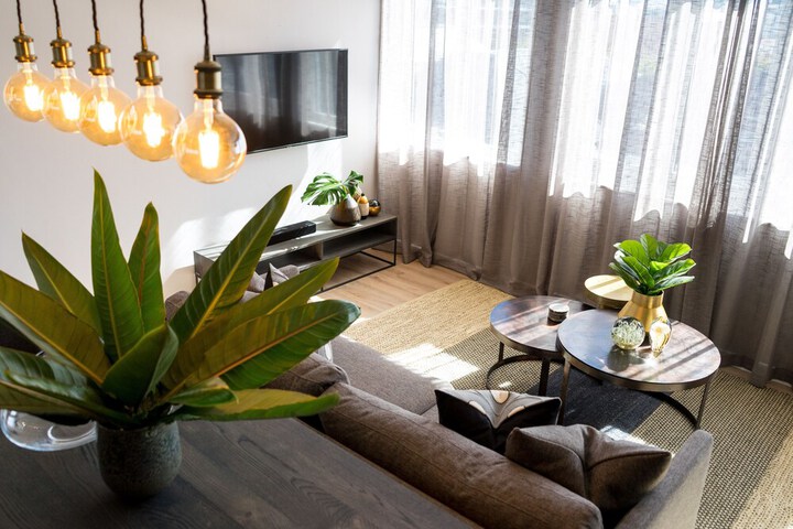 Room 14 of 28