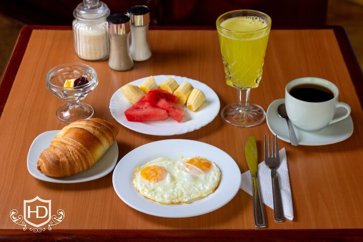 Breakfast/Coffee Service 84 of 101