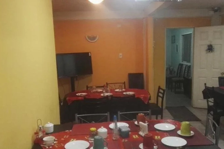 Dining 18 of 23