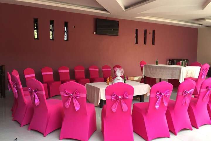 Ballroom/Hall 15 of 25