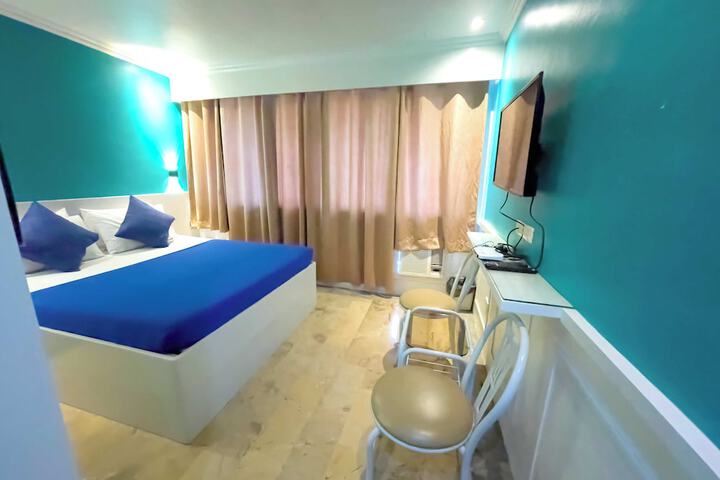 Room 26 of 62