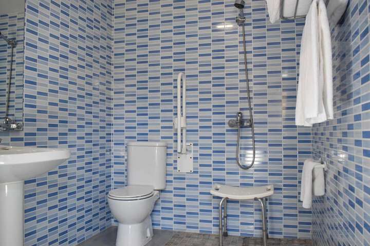 Clean Restrooms