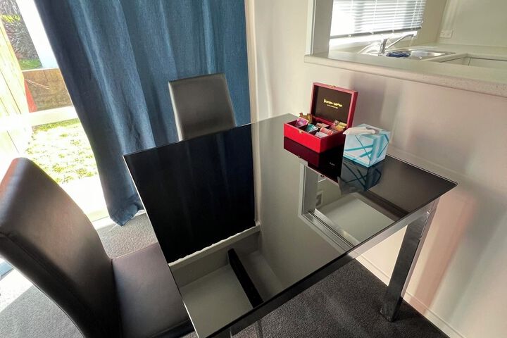Room 15 of 36
