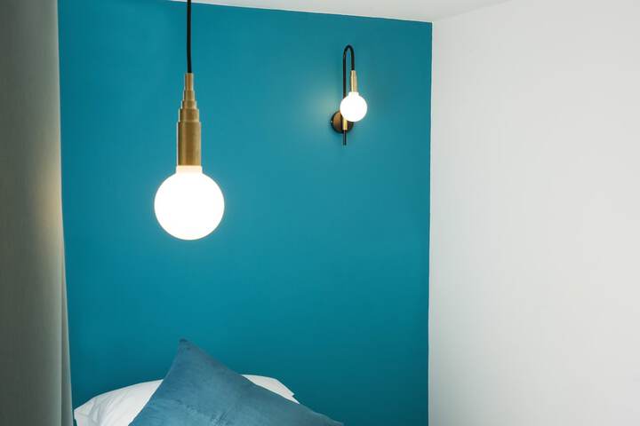 Room 13 of 28