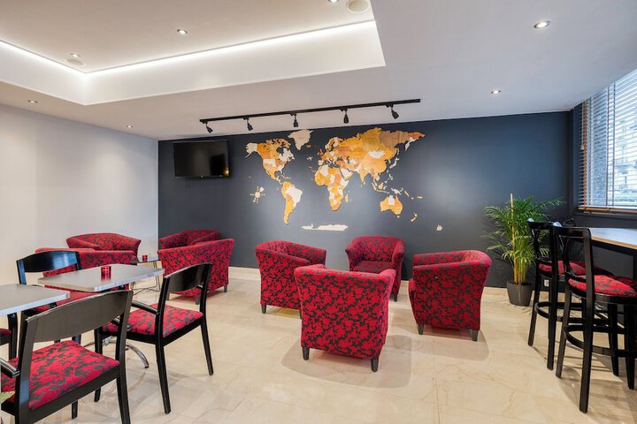 Hotel Interior 7 of 132