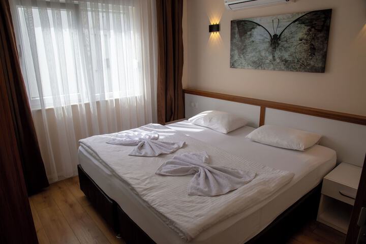Room 43 of 151