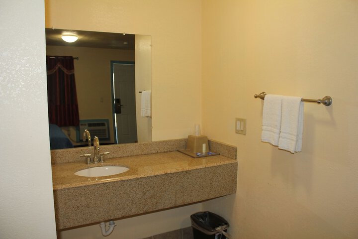 Room 35 of 54