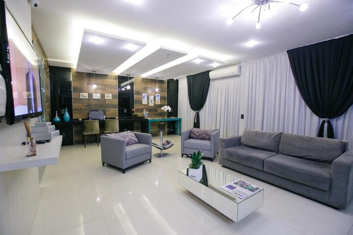 Hotel Interior 4 of 27