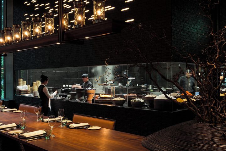 Dining 79 of 103