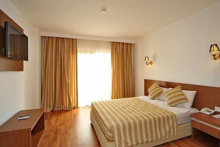 Room 3 of 29