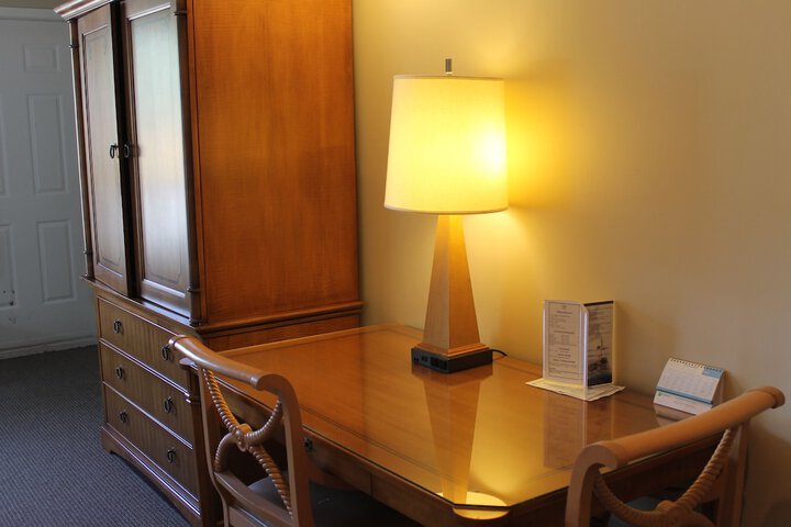 Room 20 of 38