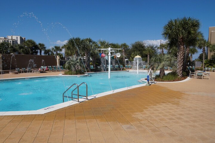 Pool 98 of 142