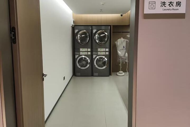 Room 35 of 56