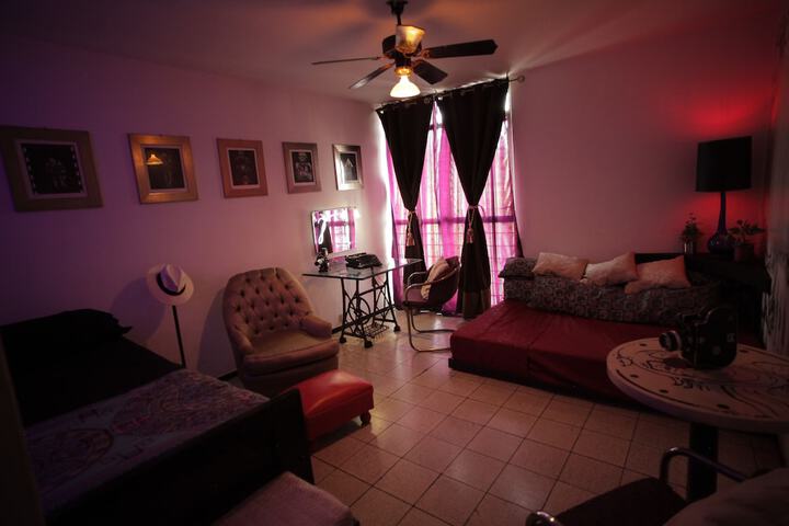 Room 53 of 80