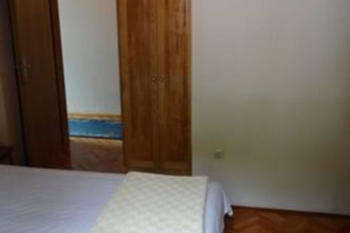 Room 18 of 45