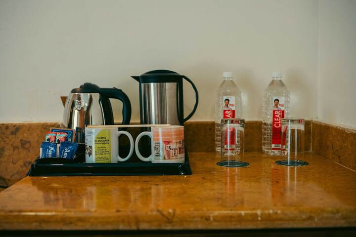 Breakfast/Coffee Service 21 of 101
