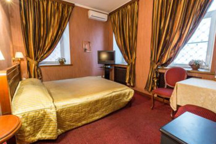 Room 21 of 50