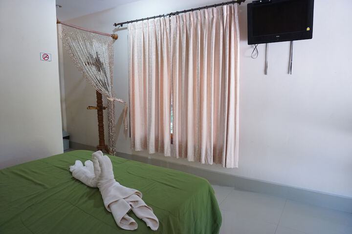 Room 8 of 35