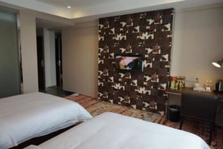 Room 43 of 56
