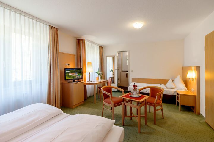 Room 13 of 39