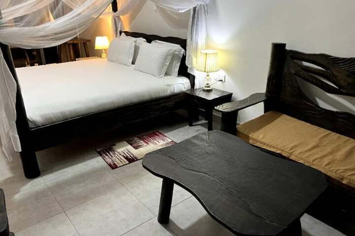 Room 14 of 50