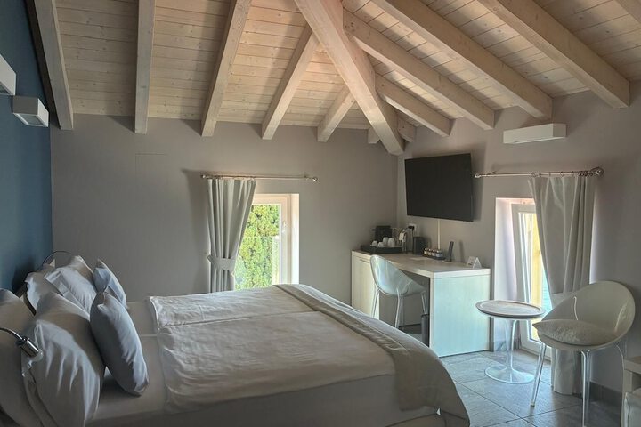 Room 74 of 150