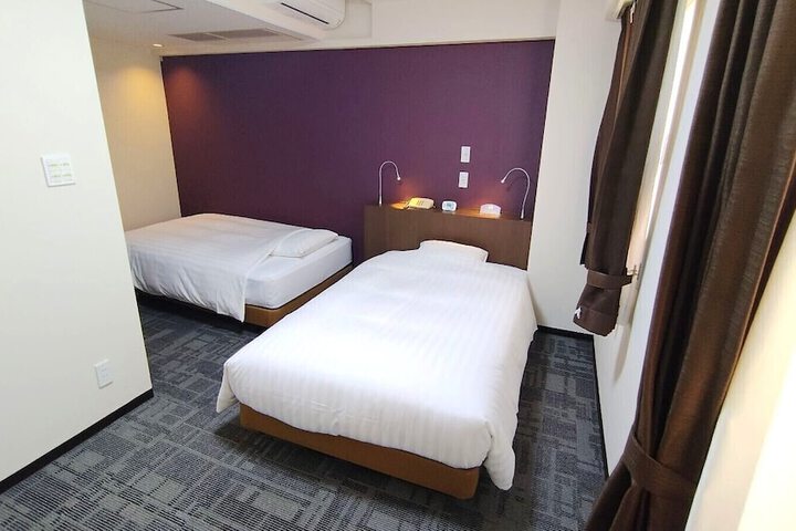 Room 16 of 69