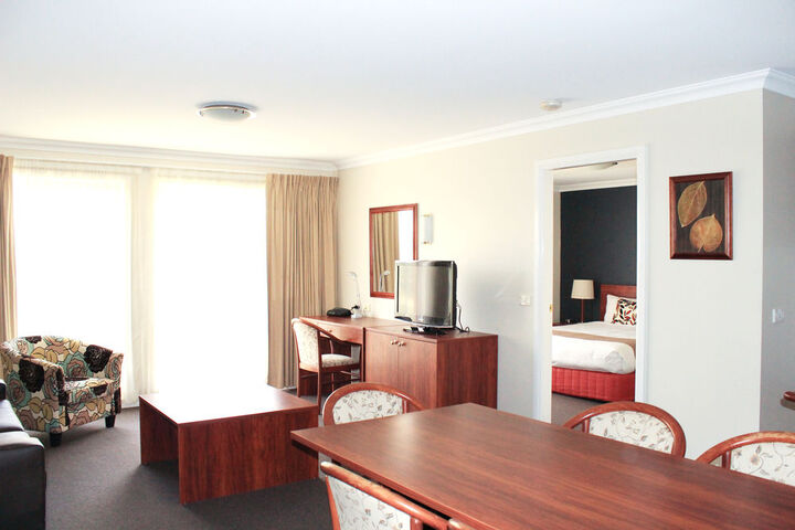 Room 76 of 136