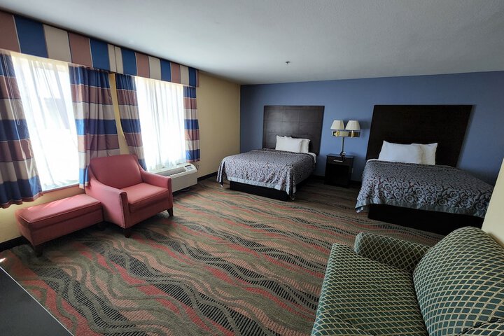 Room 7 of 27